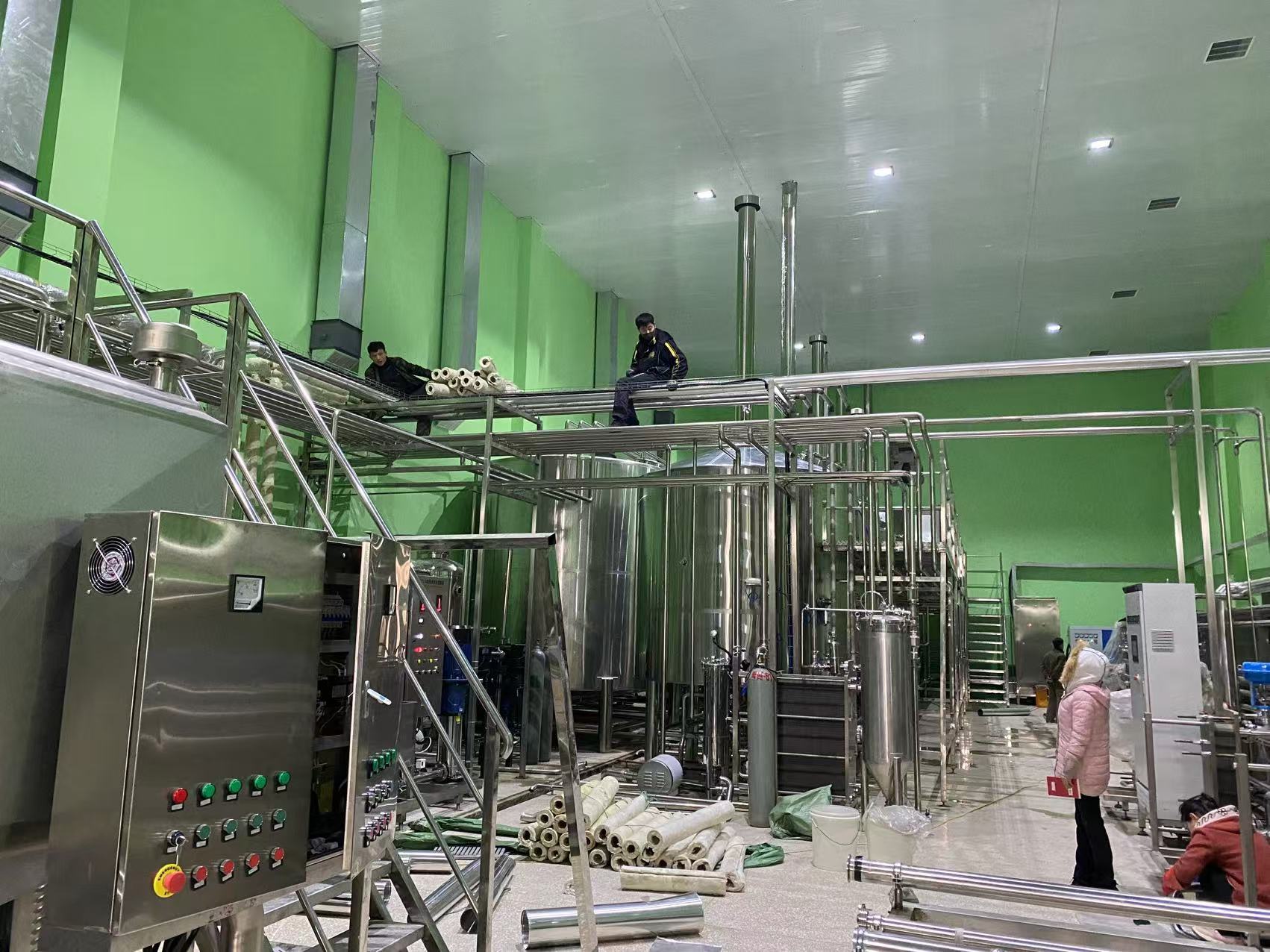 嘉兴精酿啤酒设备厂—精酿啤酒设备制造：传承工艺与创新科技的交融